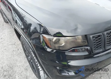 2017 Jeep Grand Cherokee Altitude 4X4 from USA, damaged, VIN 1C4RJFAG1HC815269